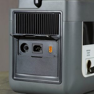 Портативная электростанция FUBAG AS 2400i (аккумулятор LiFePO4) в Белгороде фото